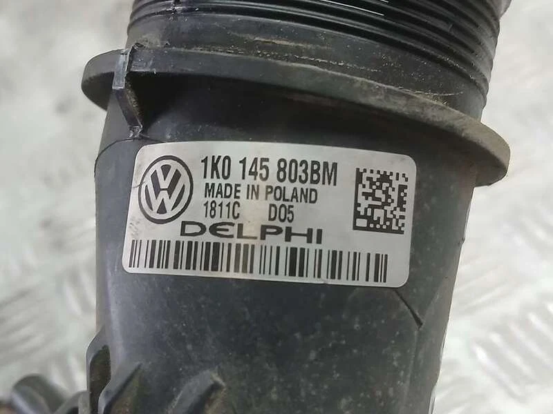 1K0145803BM ladeluftkühler für VOLKSWAGEN GOLF VI (5K1) RABBIT 2008 4804423 — 第 3/4 张图片