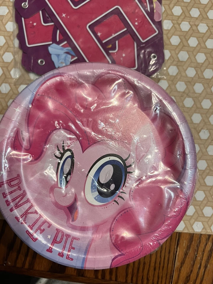 My Little Pony Película Postre Pastel Platos Fiesta de Cumpleaños y Suministros de Banner Foto 4 de 4