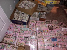 WORLD Stamps Collection Off Paper in Lot Packs of 100