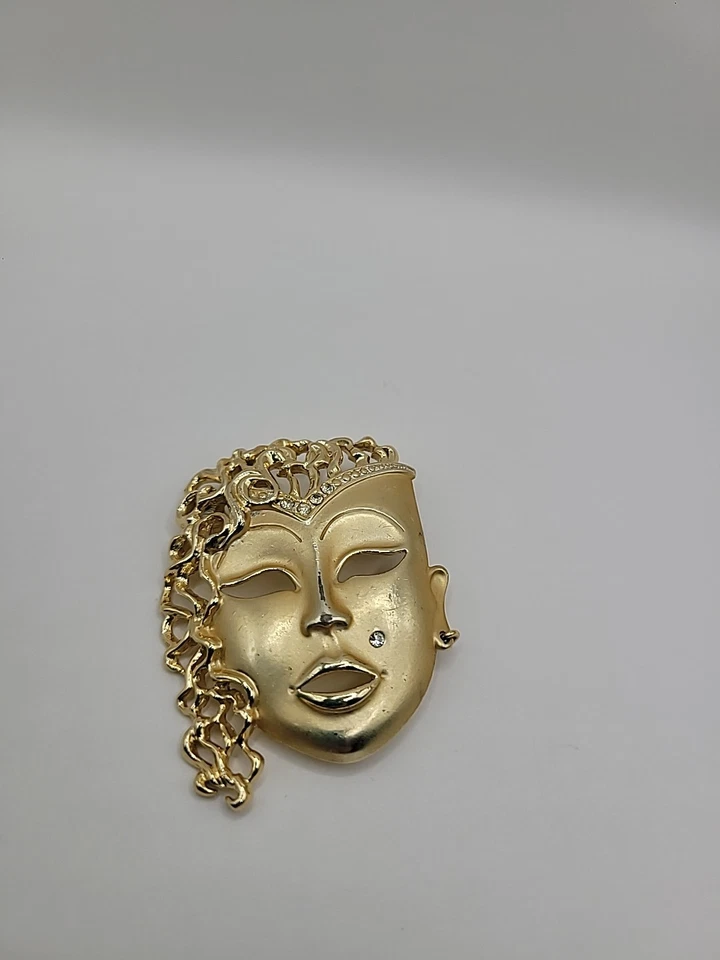 Broche broche máscara dramática tono dorado vintage estrás marca de belleza rostro teatral Foto 2 de 4