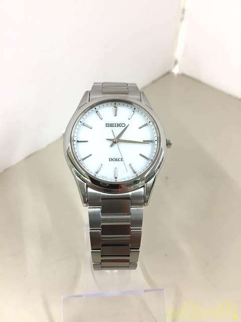 seiko analog quartz solar watch