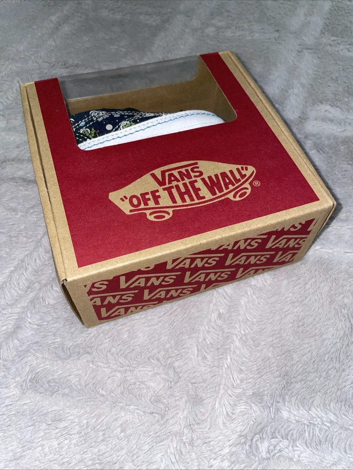 Vans Off The Wall Old Skool Crib Shoes Cosmic Zoo Black/Blue Size 2 6-12 Weeks - Image 3 of 4