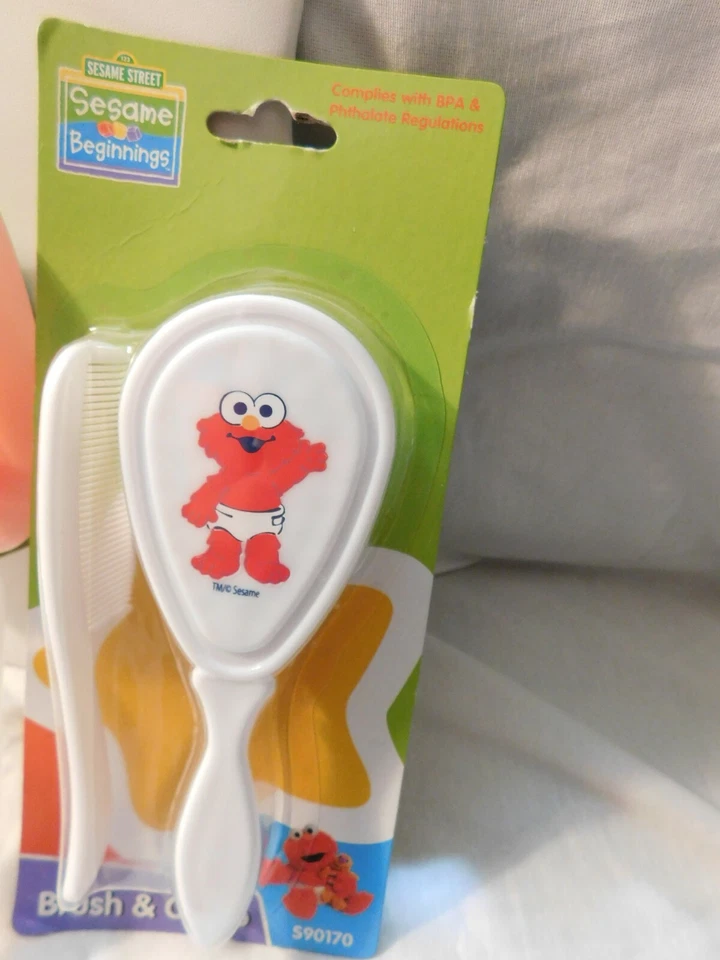 Juego de biberón peine cepillo Sesame Street Elmo NUEVO Foto 2 de 4