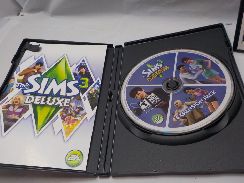 Sims 3  Deluxe + expansion bundle with install keys - +1 extra disc without key - Image 3 of 4