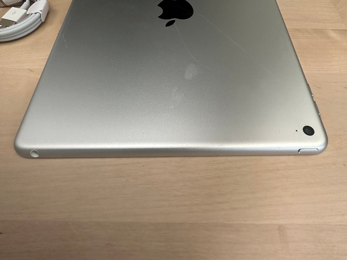 Apple iPad 10.2インチ シルバー ( Ipad Air 2 ) Amazon.com : Apple iPad Air 2 (16GB, Wi-Fi + Cellular