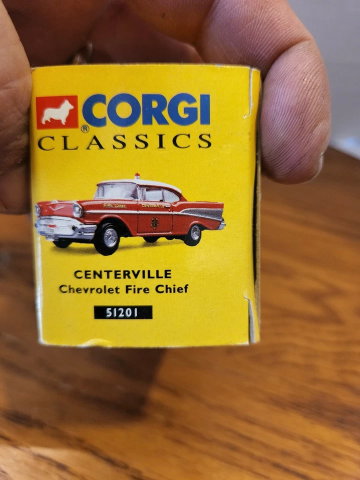 Corgi Classics Centerville Chevrolet Fire Chief Bel-Air 51201 Limited - Image 2 of 4
