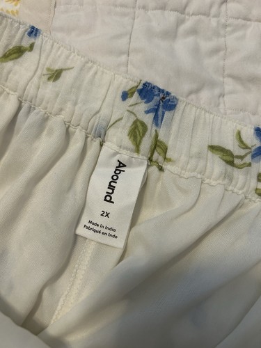 Abound Women's 2X Pull On Skirt White Blue Flowers Lined - Picture 3 of 3