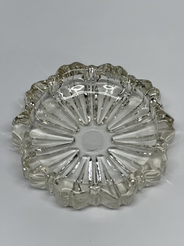 VTG Clear Glass 4" Round Ashtray Fluted Round by HAZEL-ATLAS - Picture 3 of 6