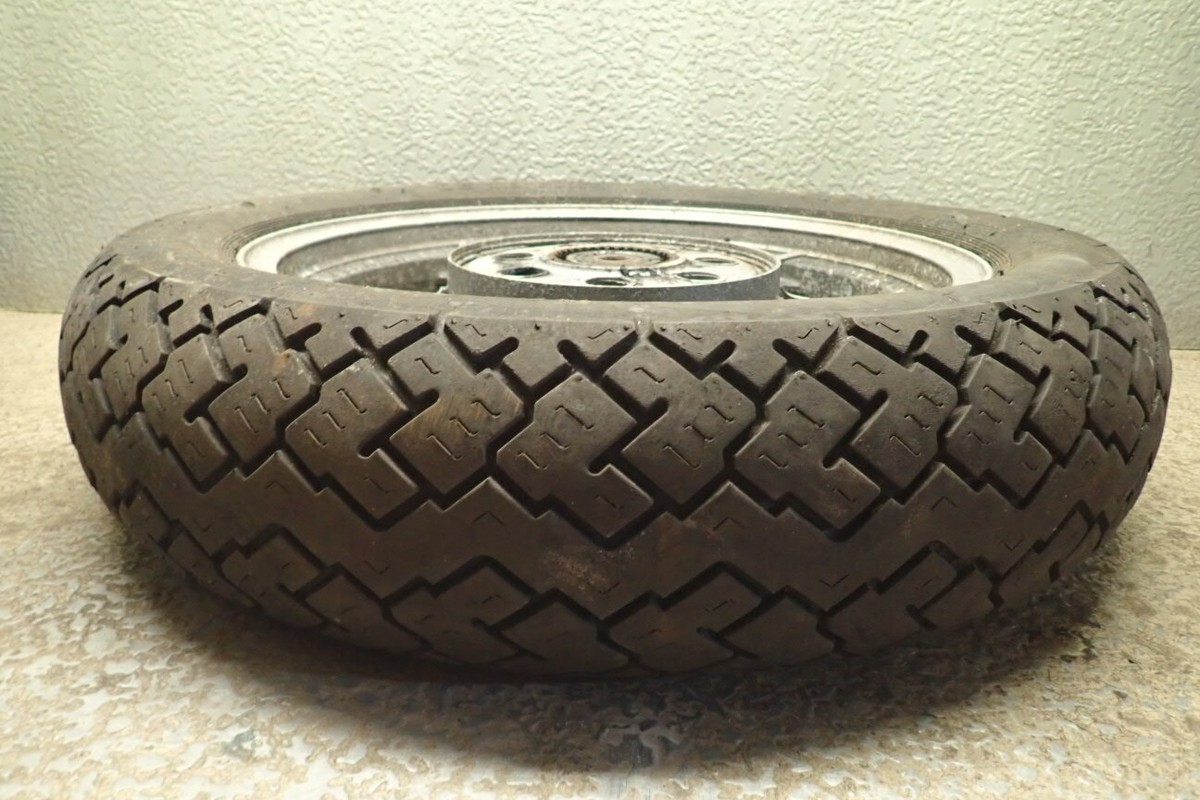 KAWASAKI REAR WHEEL TIRE J16X3.00 DOT 130/90-16 (POSSIBLE ZX