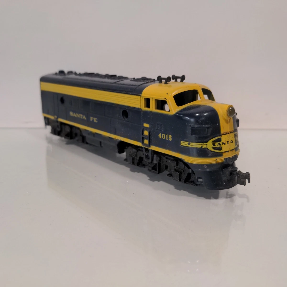TYCO Santa Fe HO Model Railroad Locomotives for sale - eBay