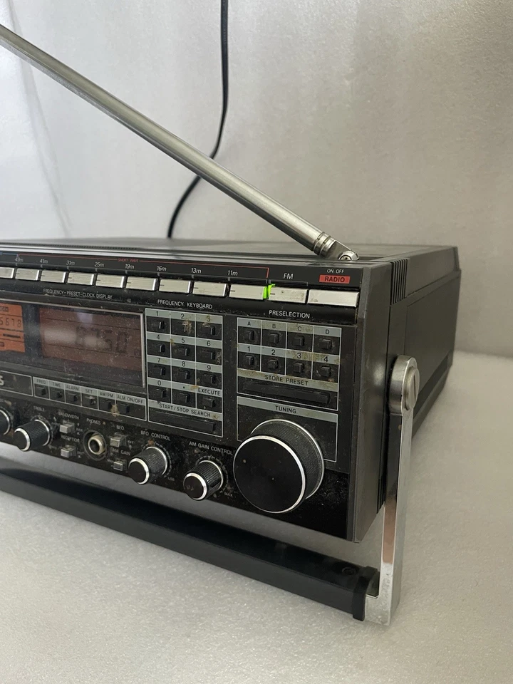 Philips D2999 / 02 D 2999 02 PLL Radio Synthesized Weltempfänger AM FM Getestet✅ - Bild 3 von 4