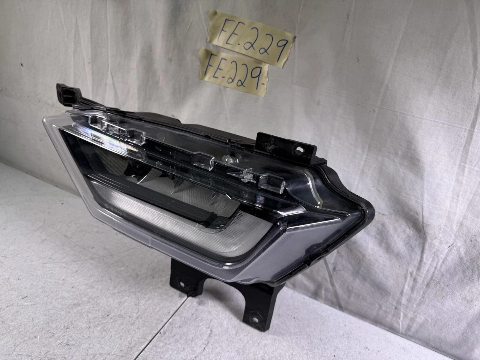 OEM 2021-2023 Ford F-150 F150 Left Driver Side Fog Light LED Lamp ML 34-15A255-B - product detail image 4