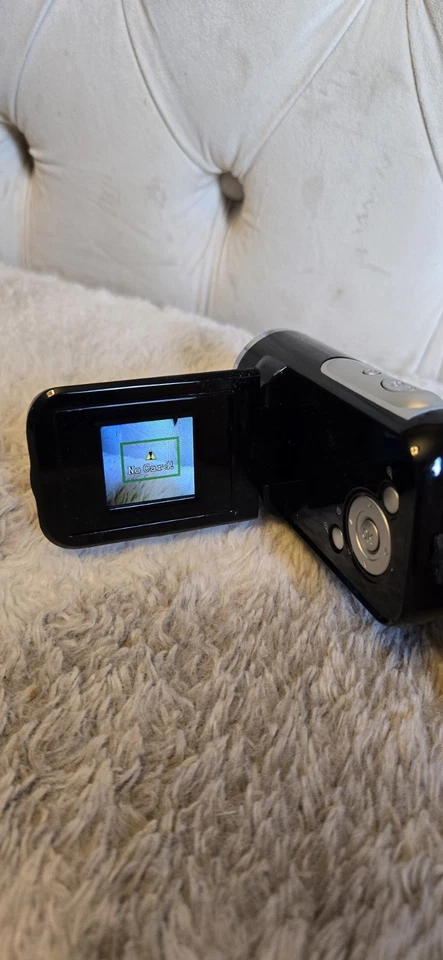 16MP Video Recorder HD 1.5 LCD Screen Color 8x Digital Zoom - Image 4 of 4