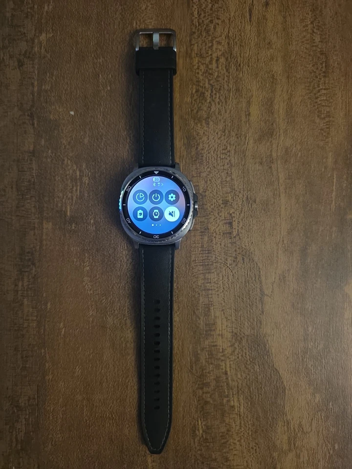 Samsung Galaxy Watch 8 Classic, photo 1 of 4