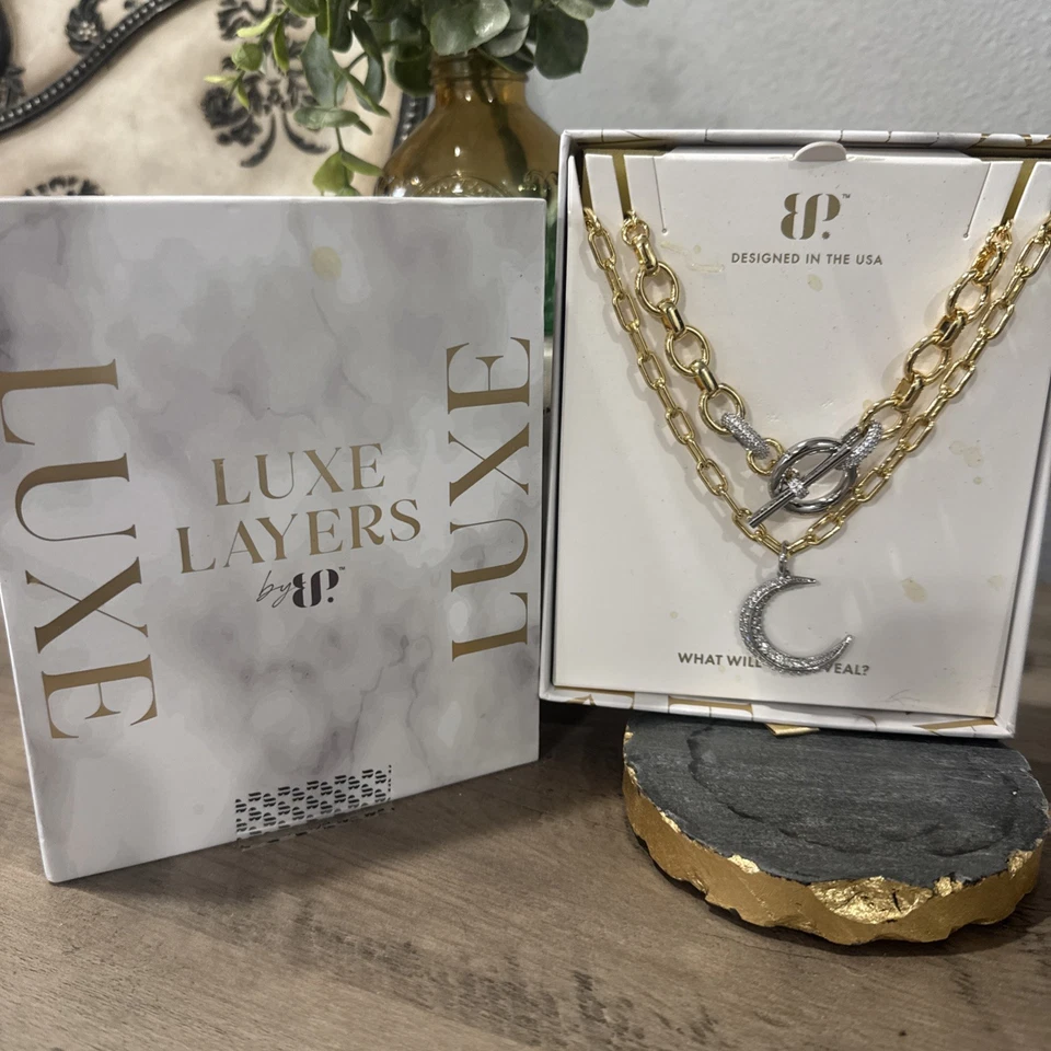 Bomb Party: Luxe Layers 2025, NK43221 "She Looks Fear In The Face and Smiles" - Image 2 of 4