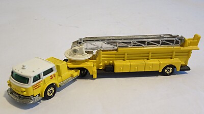 American Lafrance, Tomica Tomy 1979, No. L10, L.A. Drehleiter Sattelzug  M=1/110