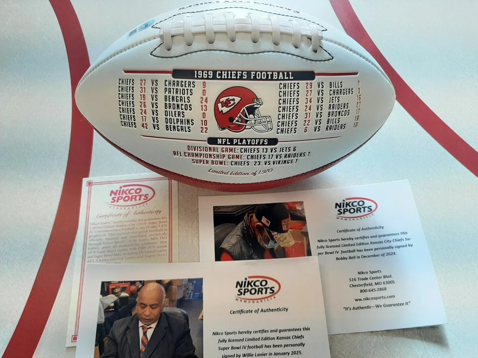 KC Chiefs Super Bowl 4 Fútbol Autografiado Bobby Bell y Willie Lanier Foto 3 de 4