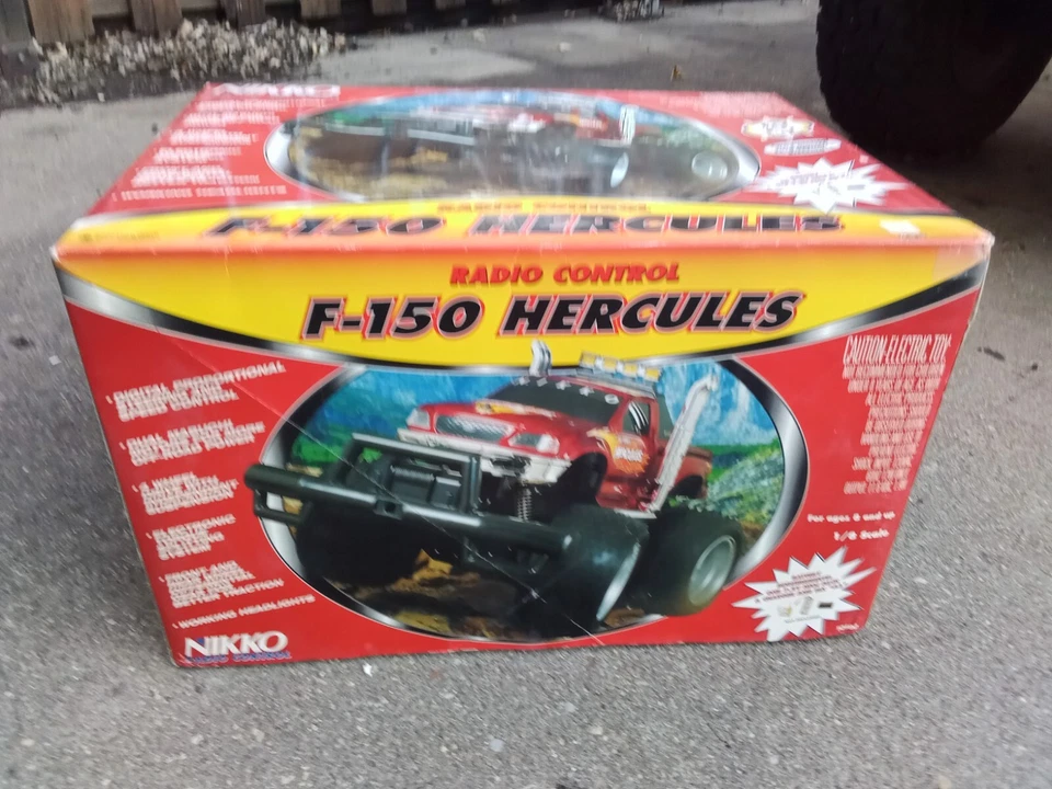 De colección Nikko F150 Hércules 1/8. Muy limpio, difícil de encontrar y raro "enorme" Foto 2 de 4