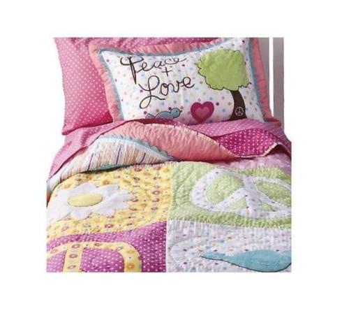 7 pc Circo Peace Girl Collection Full / Queen Quilt, Sham & Accessories Set NIP - Picture 5 of 11