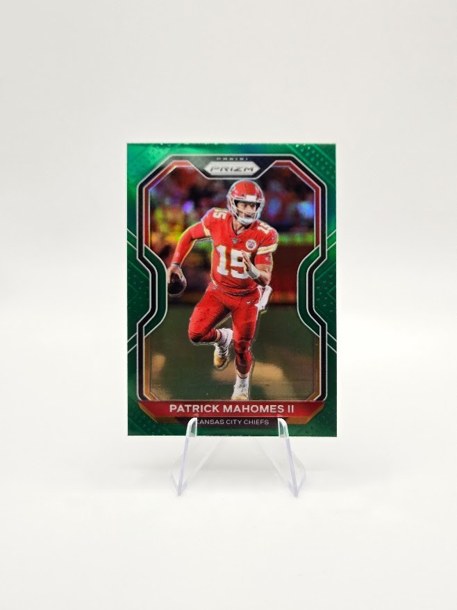 Patrick Mahomes II 2020 Panini Prizm Green Prizm SP #124 Chiefs