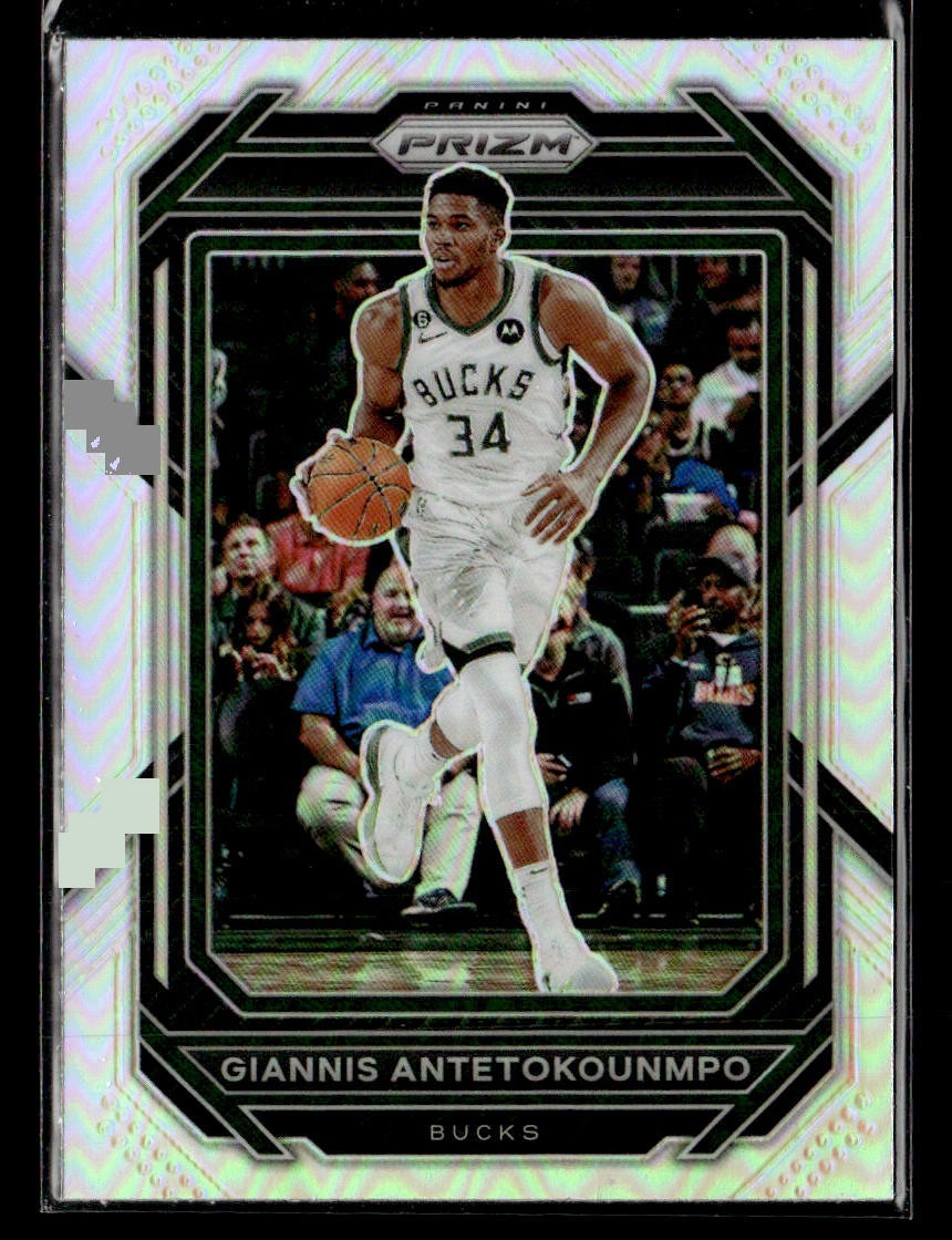 2022-23 Panini Prizm #96 Giannis Antetokounmpo Prizms Silver card