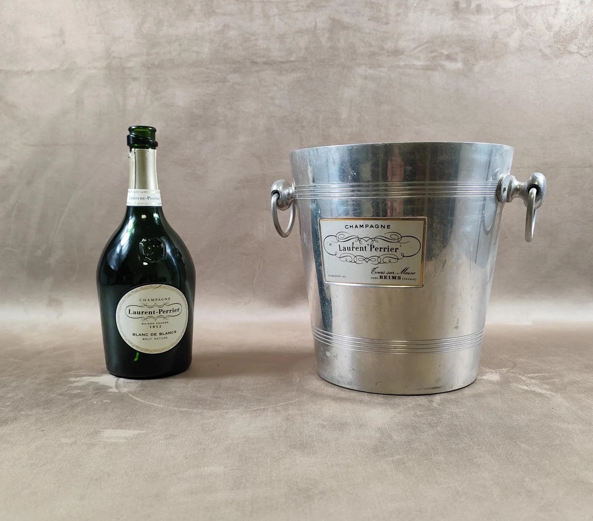 Seau à Champagne Laurent Perrier - Occasion, élégant Et Authentique