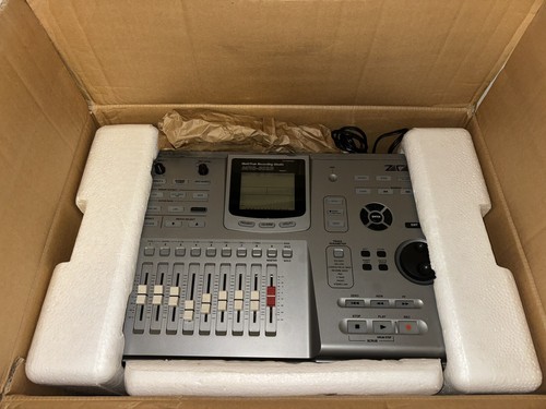 ZOOM MRS-802 8 Track Recorder Multi Recording Studio FLAW - Picture 8 of 10