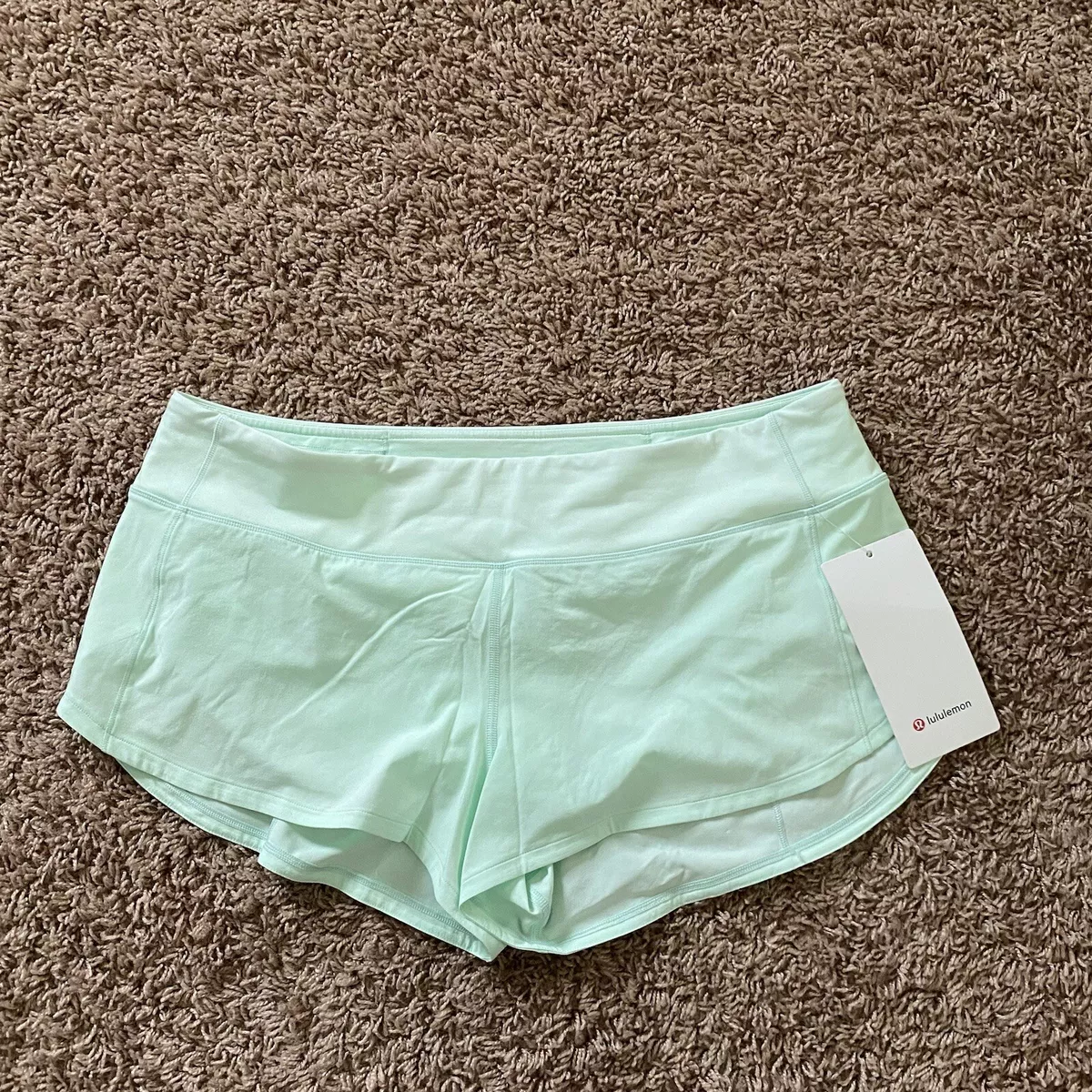 Lululemon Speed Up Short Low-Rise Lined