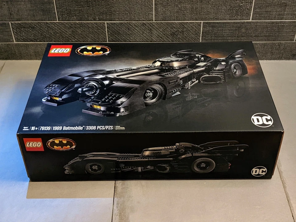 LEGO DC Superheroes Batman 76139 - 1989 Batmobile - New - Sealed - Retired - Изображение 3 из 4