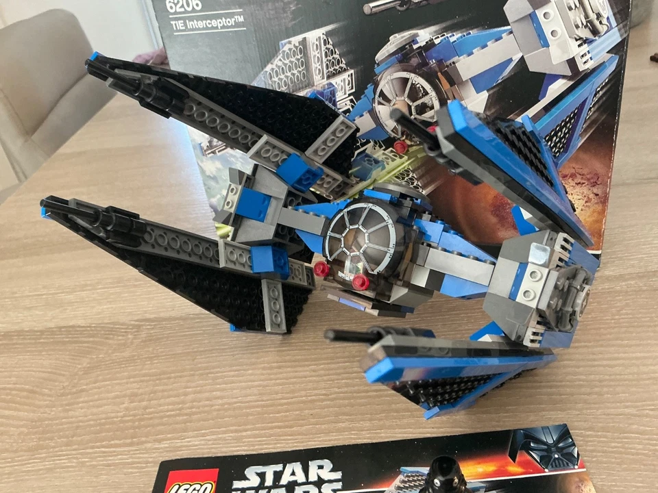 LEGO Star Wars 6206 TIE Interceptor, photo 3 sur 5