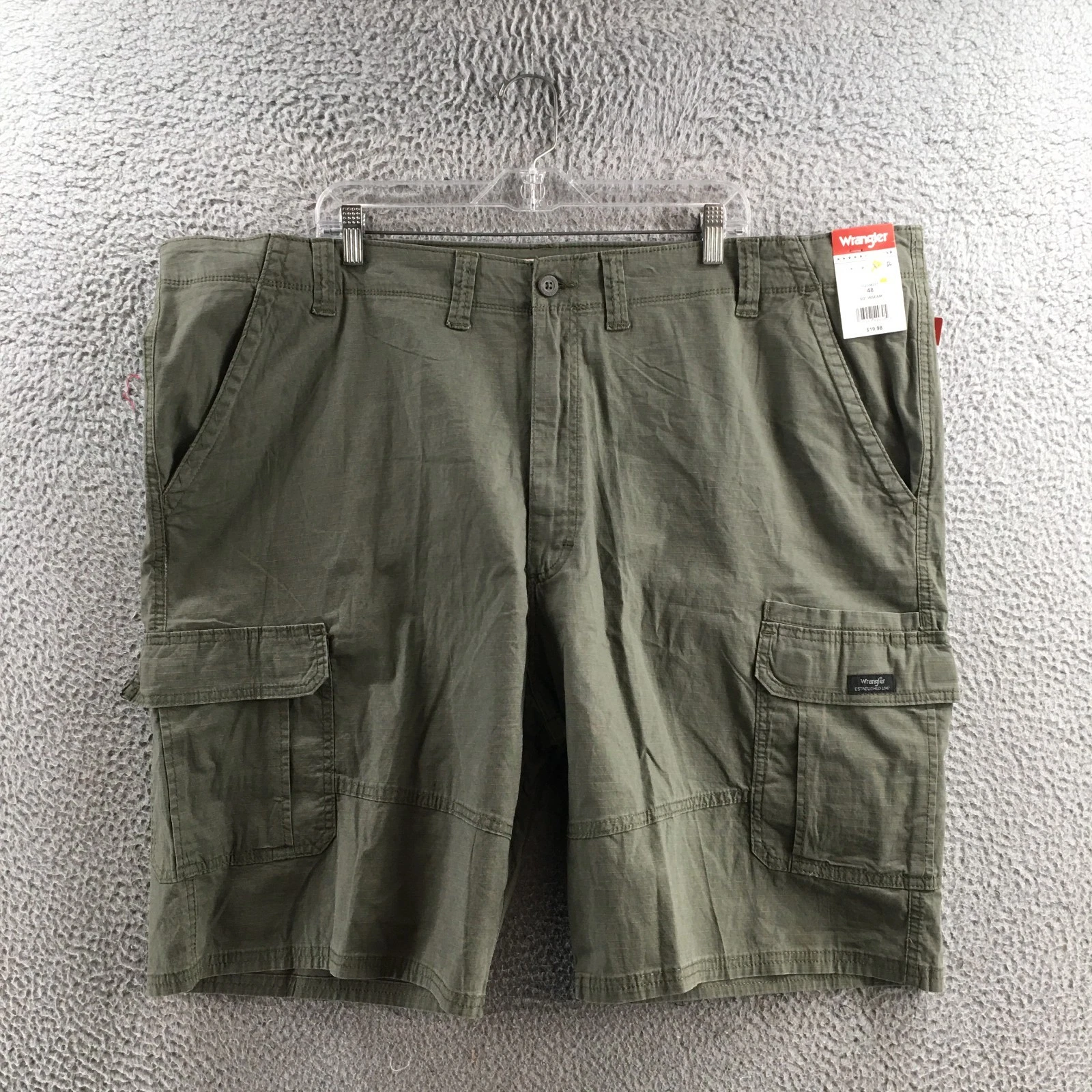 Wrangler Outdoor Terrain Cargo Shorts Mens 48 Green Button Front Zip Fly NWT