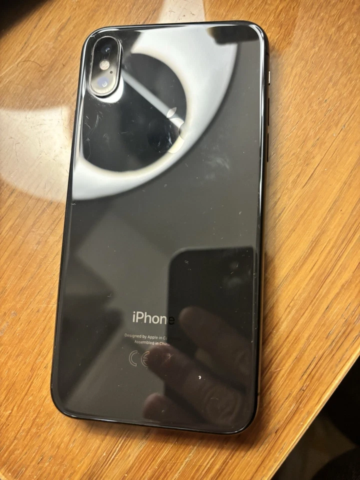 Apple iPhone X · 128GB, photo 3 of 4