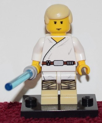 4501 Tatooine LEGO Star Wars Minifigure Luke Skywalker Lightsaber