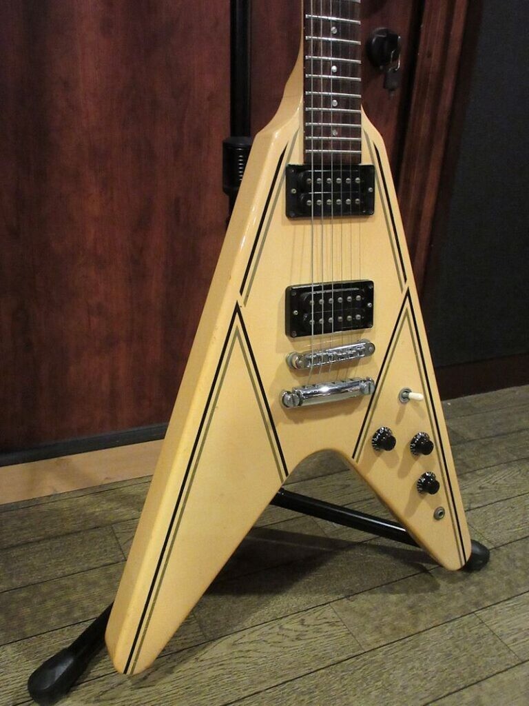 Gibson ギブソン Flying V 1 pickup 2011 新品同様 2010 Gibson Custom Shop Historic '67 Reissue Flying V Single
