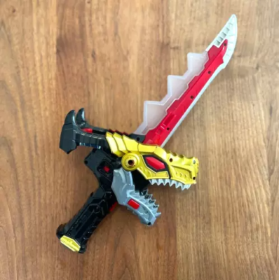 Power Rangers Dino Fury Ryusoulger DX Sword Changer Morpher, 3