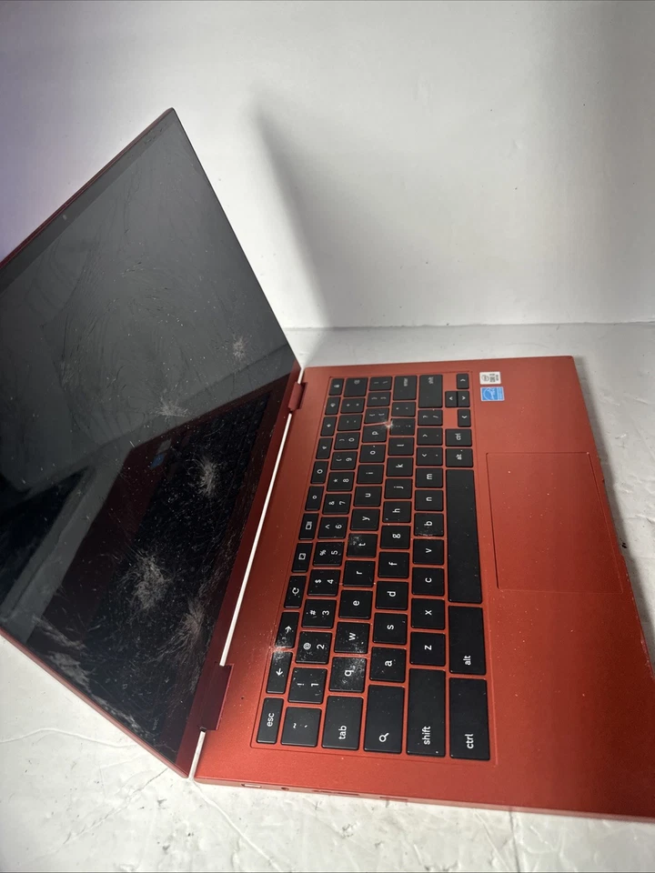 Samsung Galaxy Chromebook 2 - FOR PARTS - Image 2 of 4