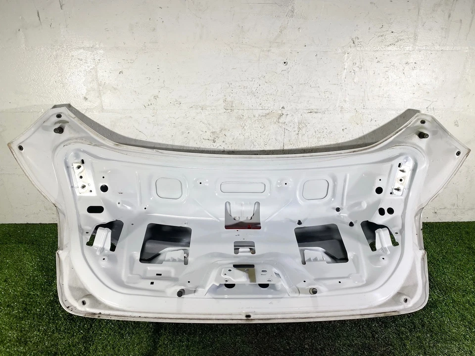 12-18 FORD FOCUS SEDAN REAR TRUNK LID HATCH COVER PANEL ASSEMBLY WHITE OEM - Image 2 of 2