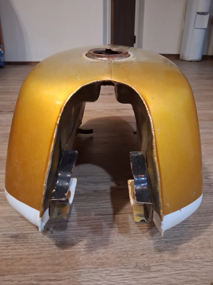 Honda CB175 1969 tanque de gasolina, dorado, rata, café racer, bobber, construcción de bicicleta personalizada Foto 3 de 4