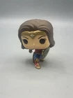 Funko Pop! Heroes - Wonder Woman w/Shield - Walmart Exclusive - #175 - OOB