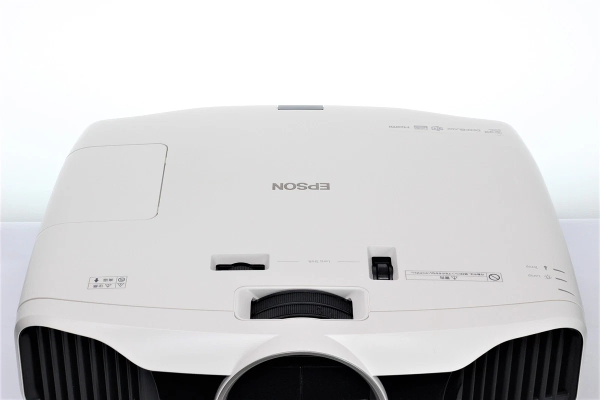 EPSON EH-TW8200 LCD Projector LCD panel pixel count 1920 x 1080 x