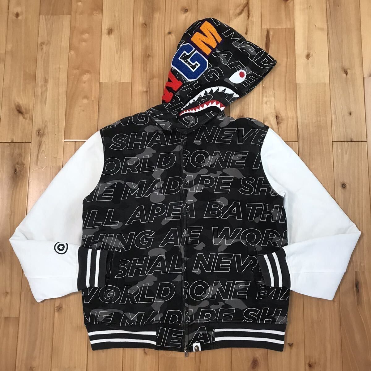 BAPE KIDS　SHARK VARSITY ZIP  JACKET 160㎝