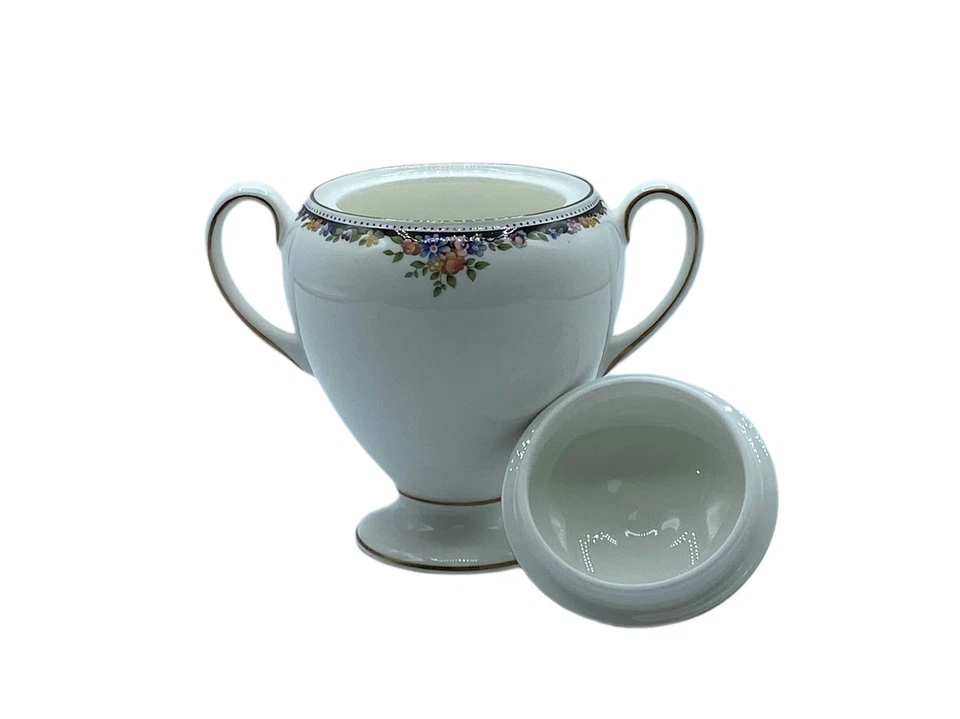 Azúcar con tapa Wedgwood Osborne Foto 2 de 2