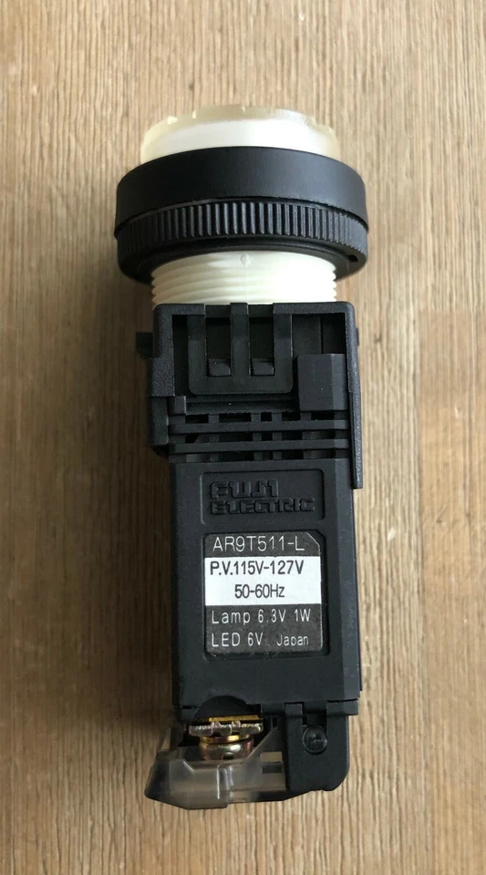 LUZ INDICADORA BLANCA REDONDA FUJI ELÉCTRICA DR22E3L 30V 1 VATIO NUEVA EN PAQUETE Foto 3 de 4