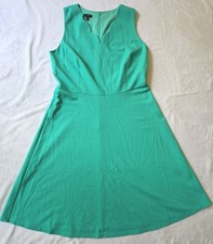 Talbots Dress Size 10 Green Sleeveless Scalloped V-Notch Neck Sheath Lined