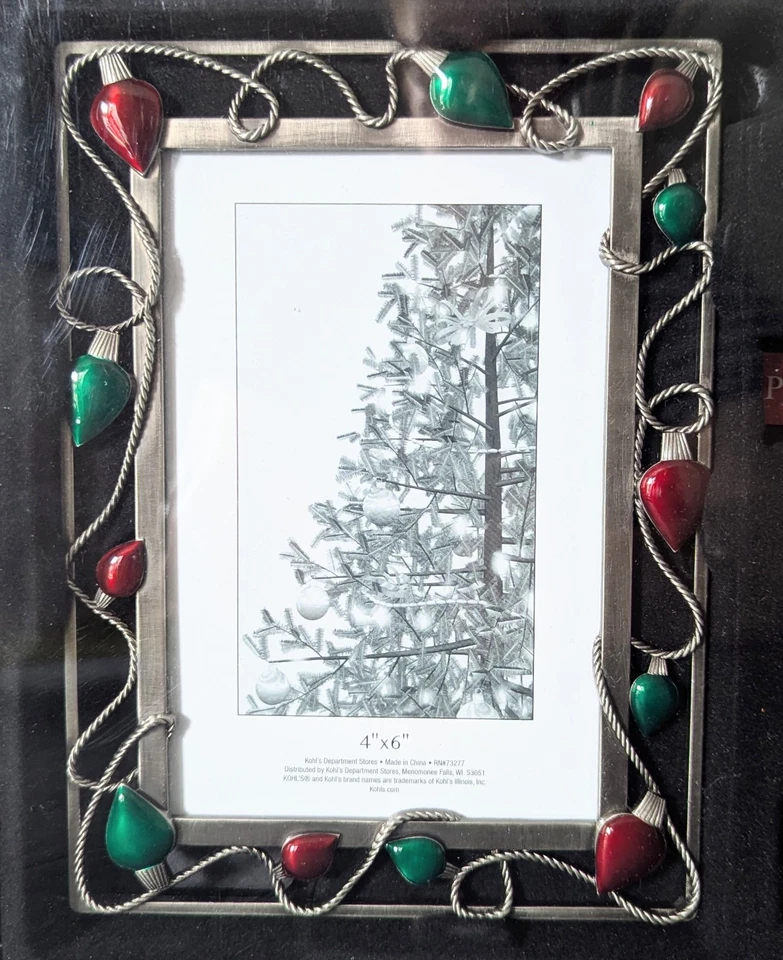 NEW St Nicholas Square Christmas Light Bulbs 7.5 X 5.5 Frame 4 x 6 Photo Holder - Image 2 of 4