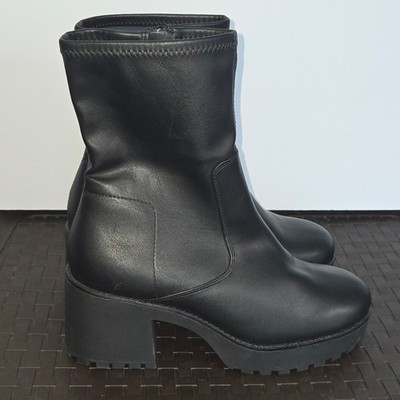Call It Spring Nickii Black Vegan Leather Platform Lug Sole Ankle Boots Women 10