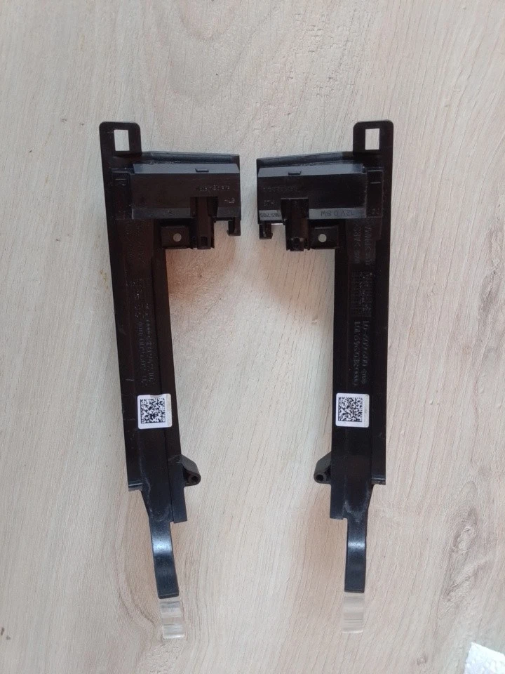 Audi Q3 8U Indicatore Direzione destro e Sinistro Modello Anno 2015 - Immagine 2 di 4