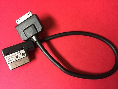 OEM VOLKSWAGEN SKODA SEAT Rear Console 30-Pin MDI Adapter Charger P/n 5N0035554B