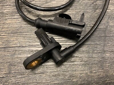 サナソス Kawasaki 2013-2016 EX650 650 ABS Ninja OEM Rear Speed Sensor 21176
