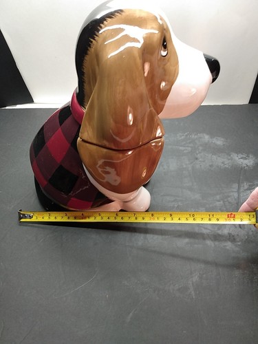 Pioneer Woman Cookie Jar CHARLIE Basset Hound Dog Red Plaid Hunting Vest RARE - Picture 9 of 16